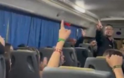 El Gobierno imputó a la empresa Baxtter por los cánticos antisemitas en un viaje de egresados: de cuánto podría ser la multa