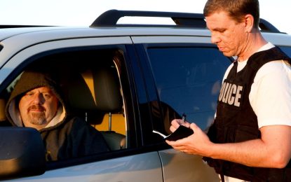 En Texas: el DPS dejará de emitir licencias de conducir a ciertas personas no ciudadanas de EEUU