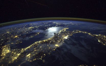 La NASA confirmó que la Tierra perdió su simetría y se está oscureciendo: ¿En qué afecta a los humanos?