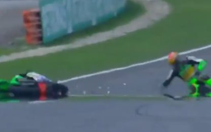 Cuál es el estado de salud del joven piloto que sufrió un brutal accidente en el Moto3: «Su condición es estable pero todavía crítica»