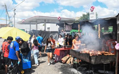 El Conurbano, entre el cemento y la venta callejera
