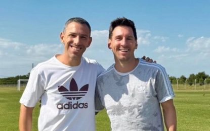 Lionel Messi aprovechó sus últimos días en Rosario: visita a Maxi Rodríguez y la medalla que le faltaba