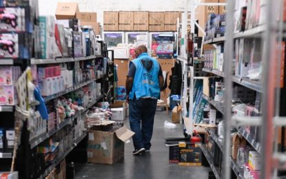 Golpe al contrabando: secuestraron zapatillas, ventiladores, perfumes y hasta cochecitos de bebé que se vendían por Internet