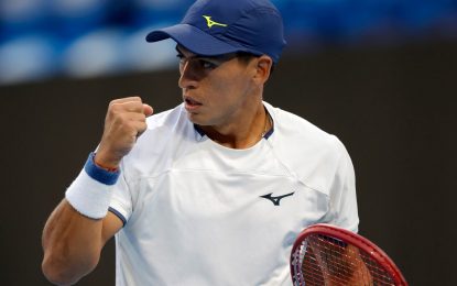 Sebastián Báez ganó dos partidos en un día y se metió en la final del ATP 250 de Auckland: bajó al favorito Ben Shelton y después a Marcos Giron