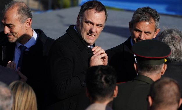 Los opositores admiten que la jugada del Gobierno los complica, pero sostienen la sesión por Adorni para exponer a los que no van