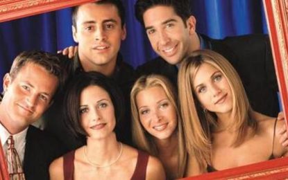 La hermana de Matthew Perry contó cómo fue la despedida del elenco de Friends en el funeral del actor