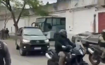 Comenzó el traslado de los presos de Devoto a Marcos Paz: los primeros 326 fueron llevados con un fuerte operativo