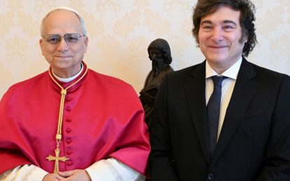 Milei, sobre la operación del Papa: “Si la situación demanda un corrimiento en la fecha, estamos dispuestos a hacer ajustes”