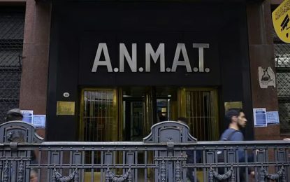 La ANMAT prohibió una marca de lavandina en todo el país: cuál es y por qué