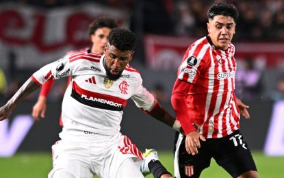 Estudiantes dominó a Flamengo pero no pudo romper el cero en la ida de la semifinal de la Libertadores