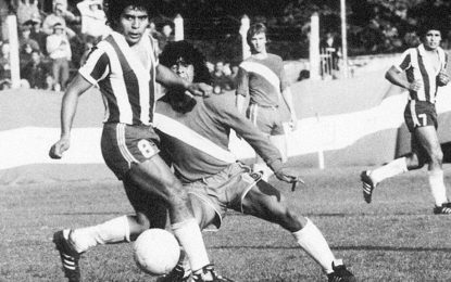 Se cumplen 50 años del debut de Maradona: entró con 15 años, tiró un caño en su primera pelota y nació el mito
